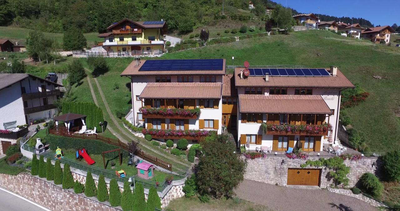 Residence Ronchi Molveno Kültér fotó
